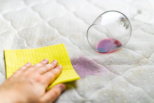 How Can I Clean Mattress Efficiently?